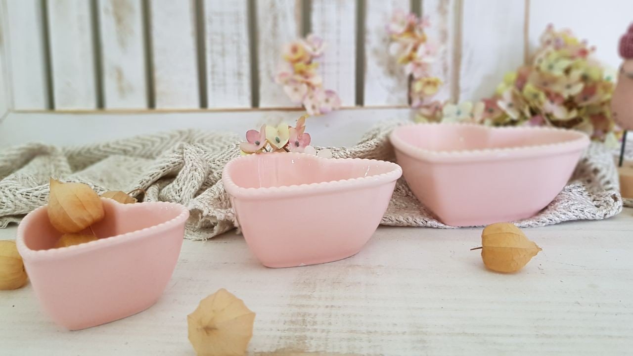 petisqueira coracao ceramica detalhe bolinha rosa grande casa cafe e mel 2